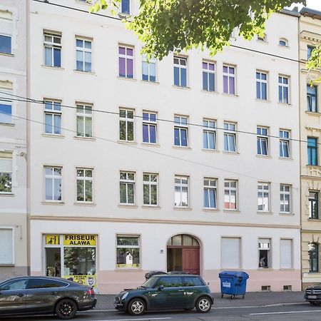 Helle Wohnung Mit Balkon In Gruenen Innenhof - W-Lan, 4 Schlafplaetze Magdeburg Exterior photo