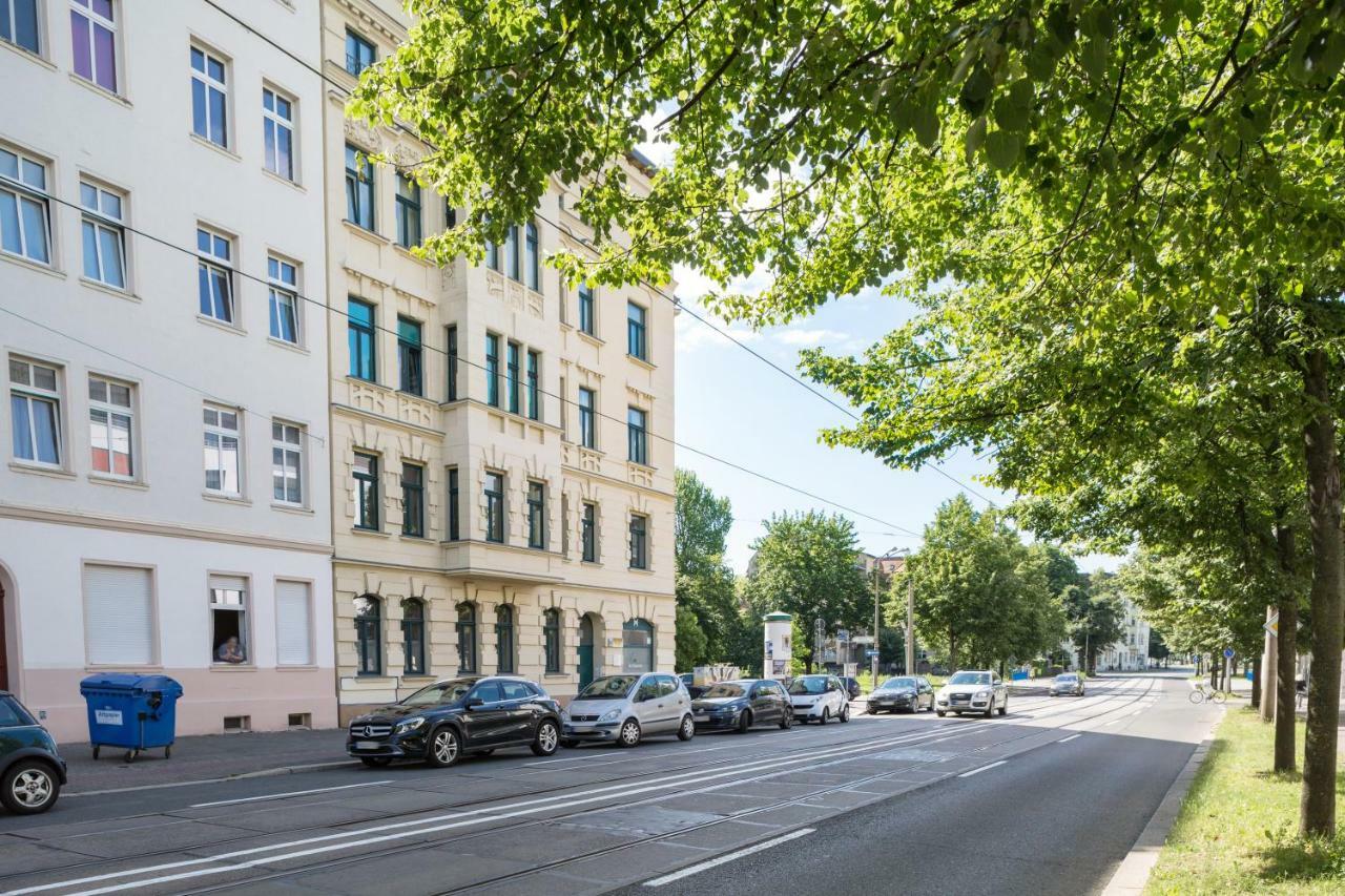 Helle Wohnung Mit Balkon In Gruenen Innenhof - W-Lan, 4 Schlafplaetze Magdeburg Exterior photo